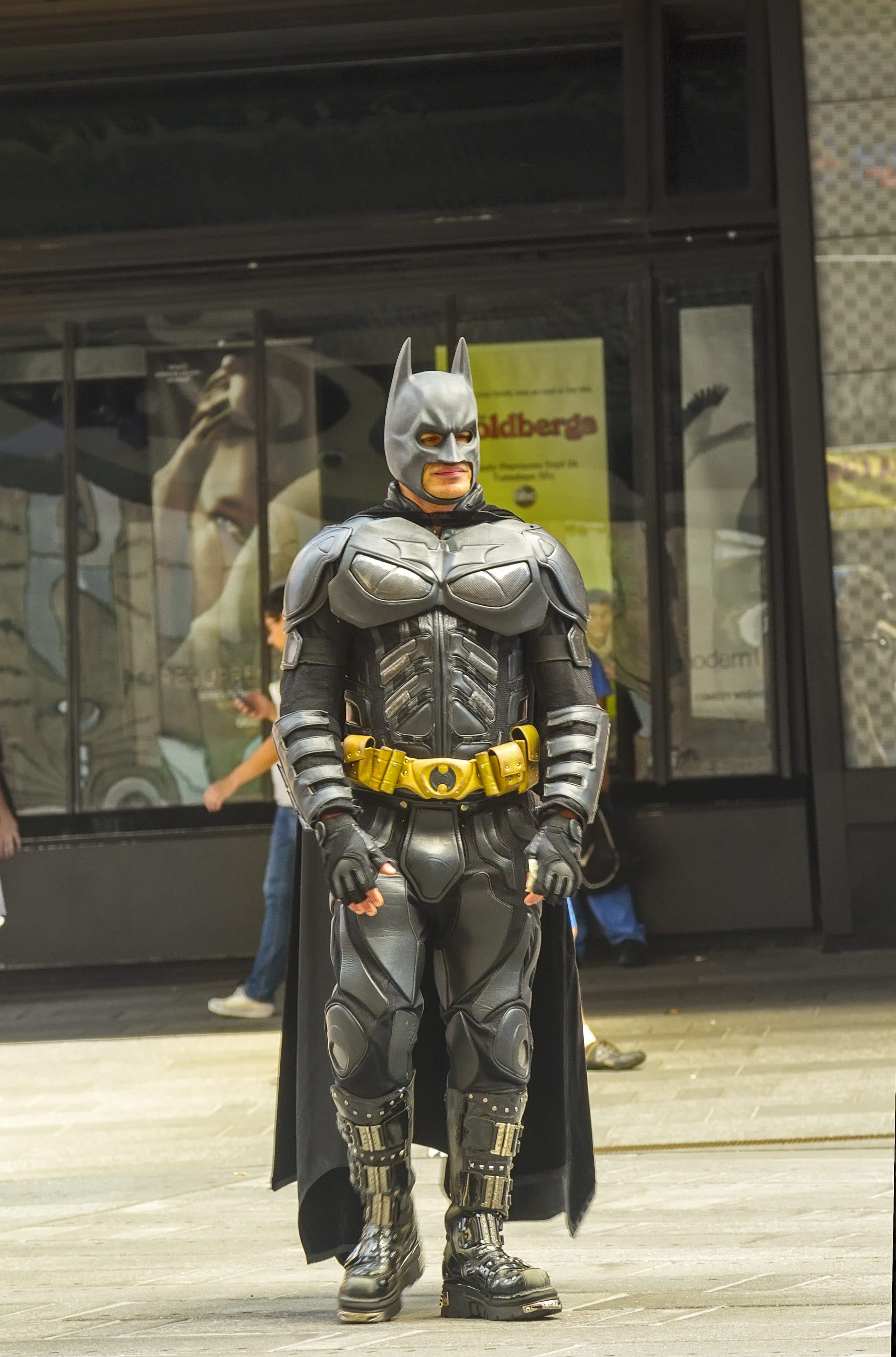 https://www.rightsourcemarketing.com/wp-content/uploads/2014/10/Why-Batman-is-the-Best-Halloween-Costume.jpg